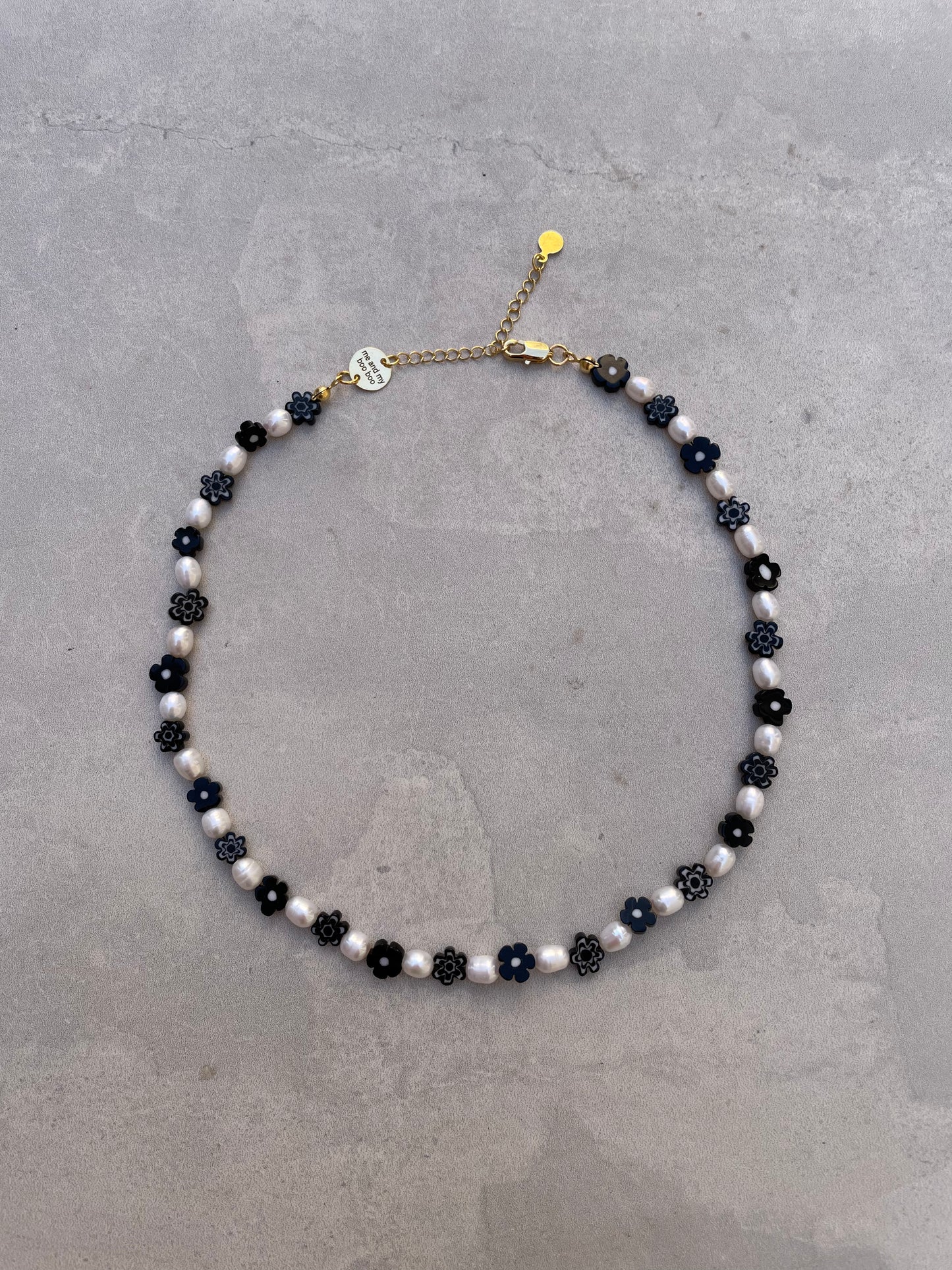 Yin flower necklace