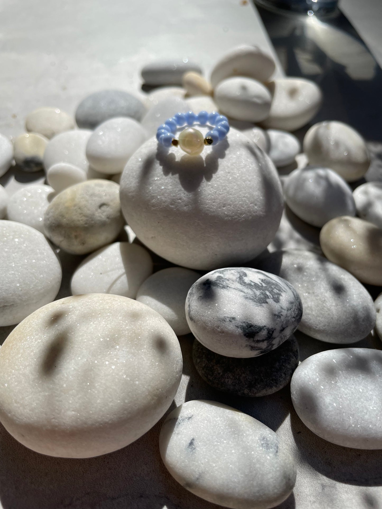 Freswater pearl + gold ring