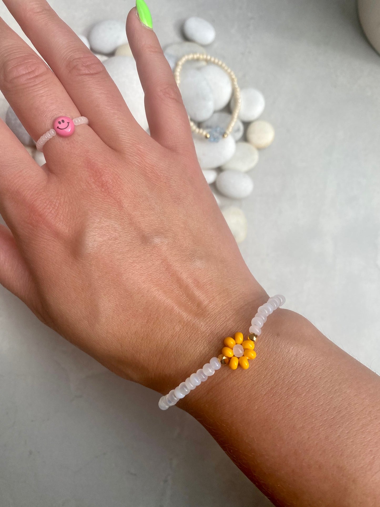 Nina + flower + gold armband